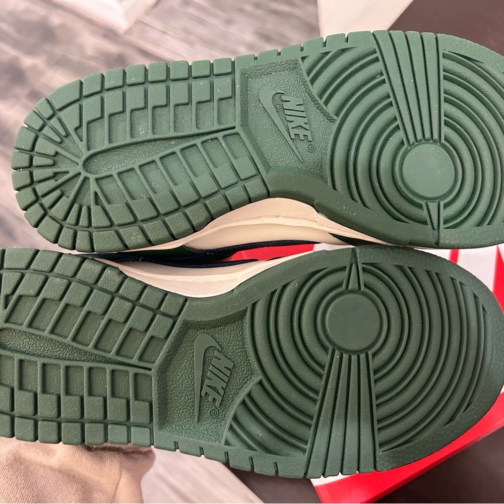 Nike Dunk Low Gorge Green Midnight Navy - Picture 6 of 7